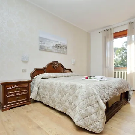 Antico Platano לינה וארוחת בוקר